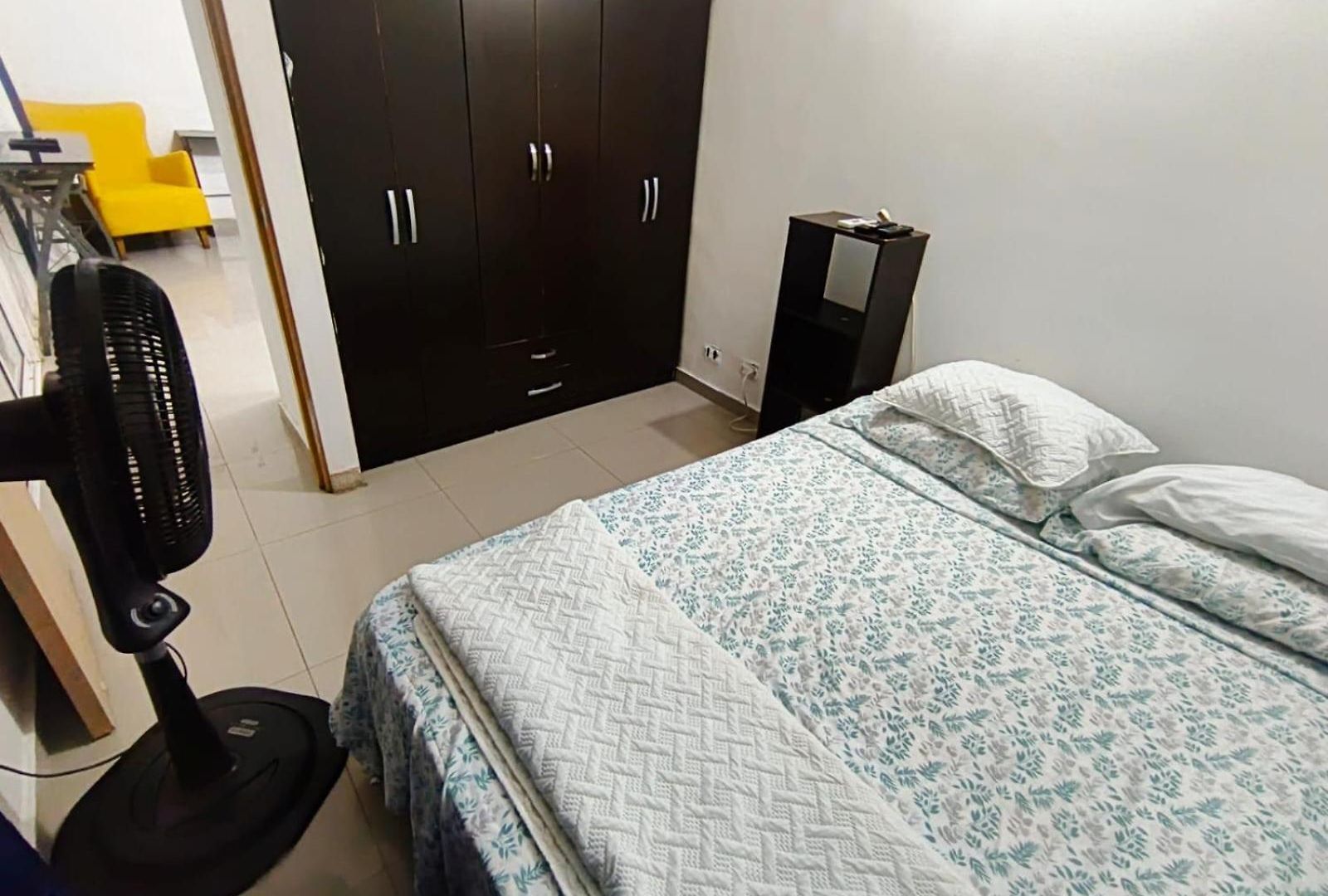 Cozy 2 Bedroom In Aqualina Building Torices